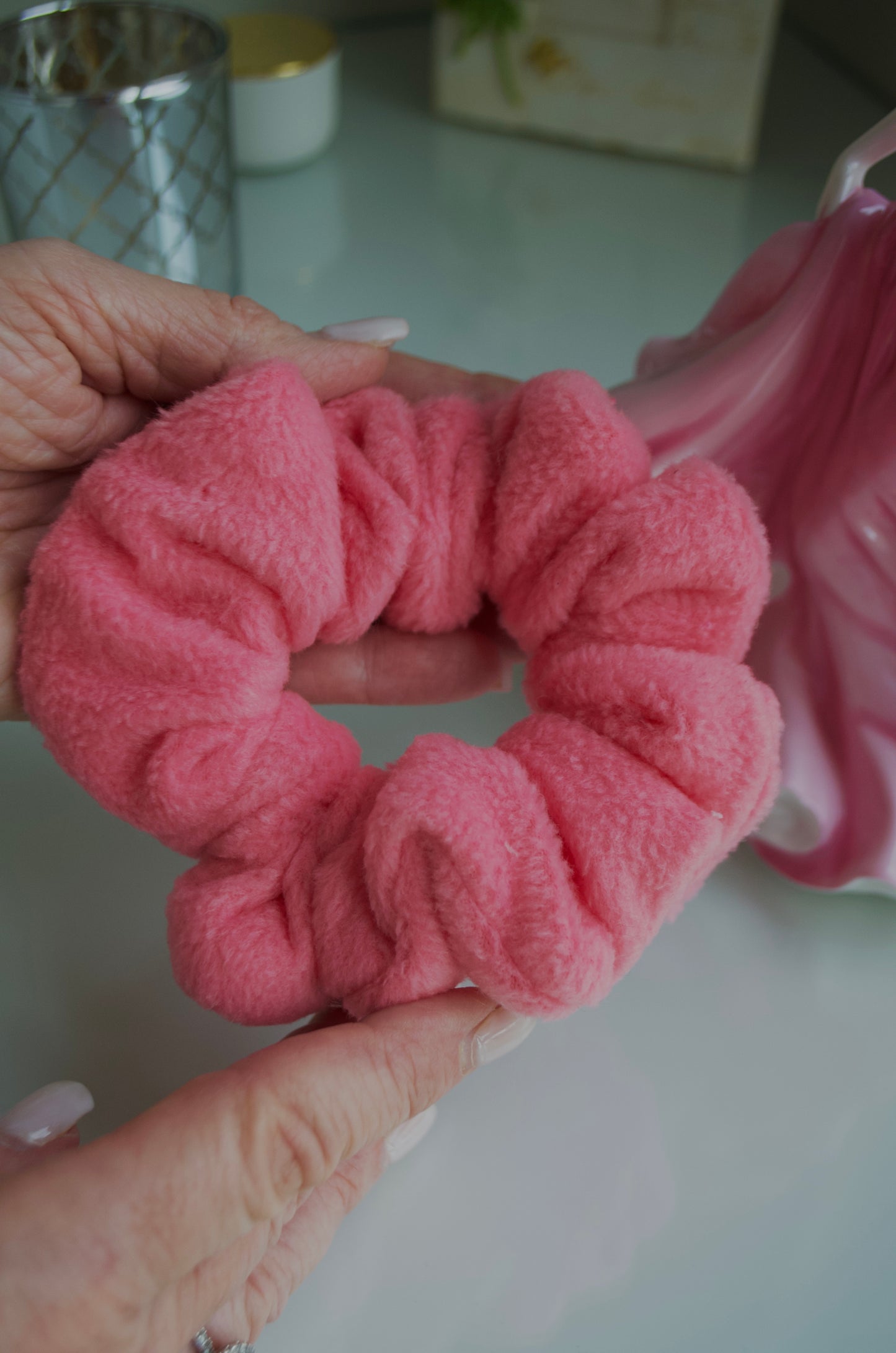 Smush Pinky Medium Scrunchie