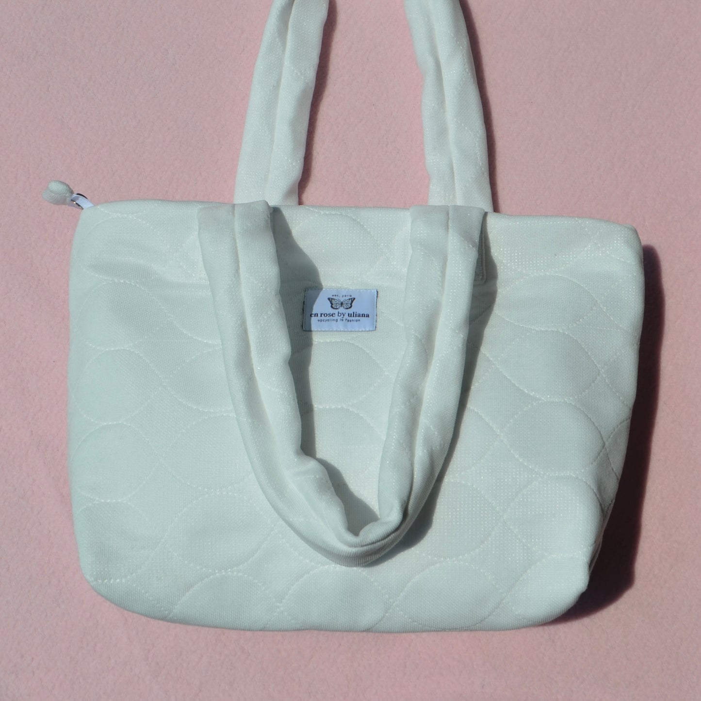 White Pattern Grey Bag