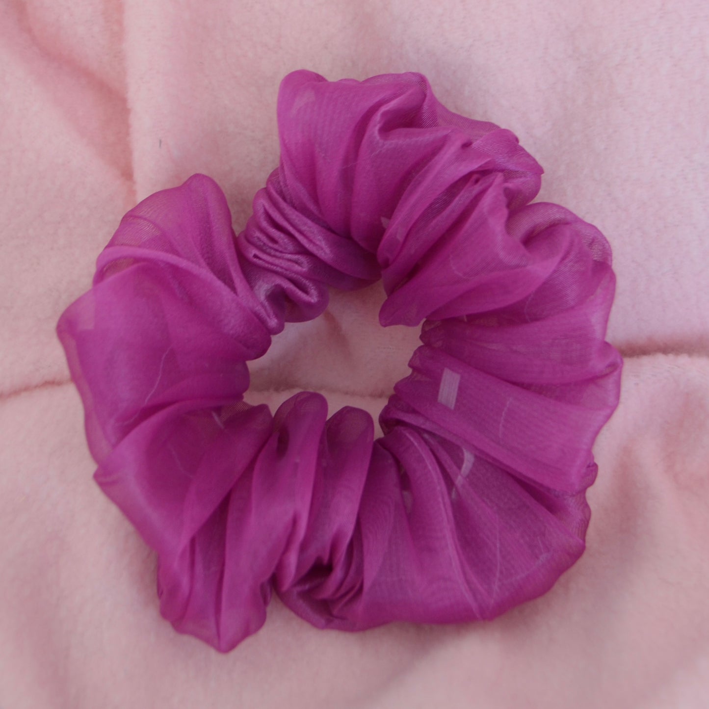 Violette Medium Scrunchie